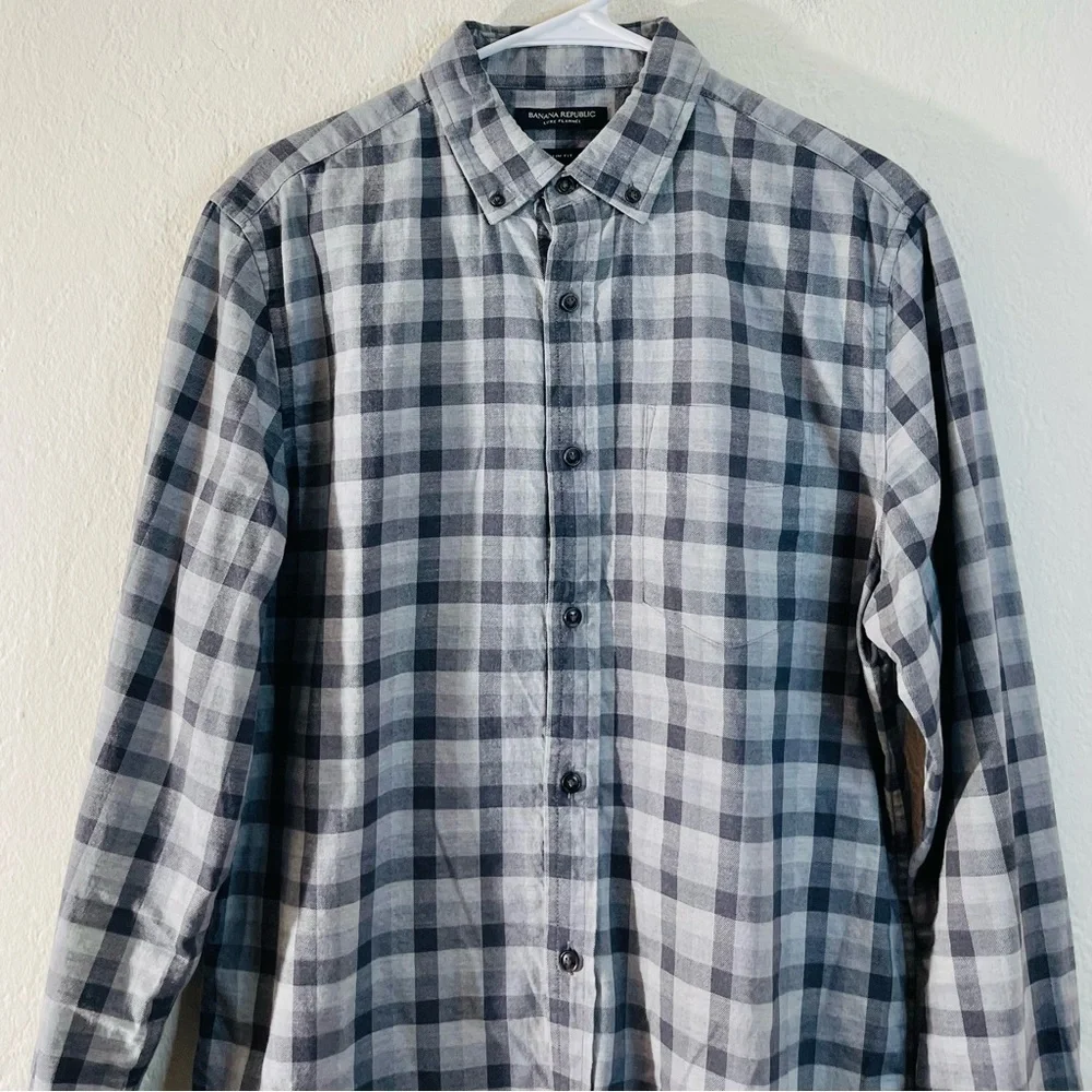 Banana Republic Luxe Flannel Slim Fit Plaid Button Down Shirt Size M Pocket